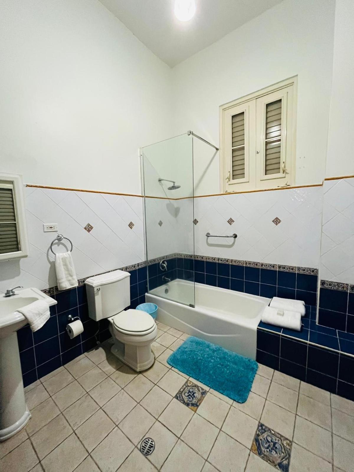 Hotel Libertad Lares Bagian luar foto
