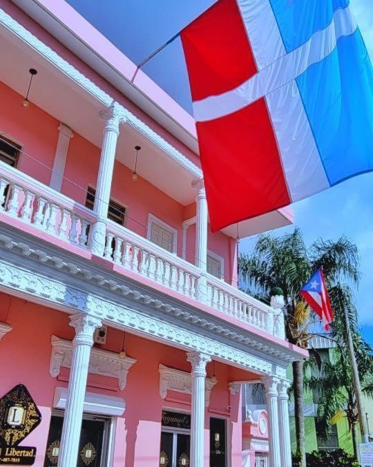 Hotel Libertad Lares Bagian luar foto